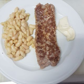 Butifarra a la plancha con Guarnicion 