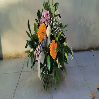 Ramo De Flores Del Florista Grande