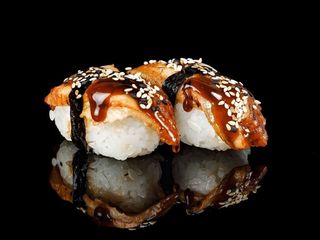 Nigiri z węgorzem (2 szt.)