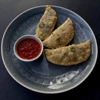 Самбусеки з індичкою