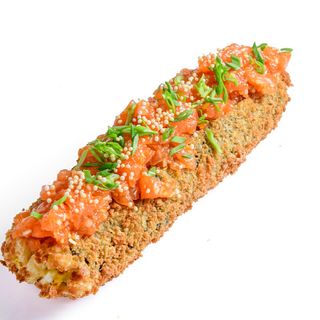 SALMON TATAR  SUSHI DOG  