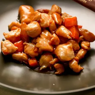 Pollo alle mandorle