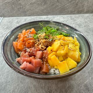 76 Mango poke