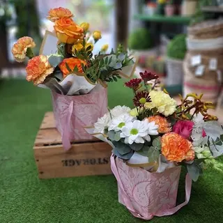 Bolso variado con flores "La Goleta"