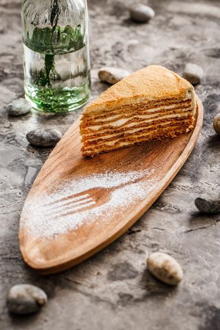 Домашний медовик "Балмекен".