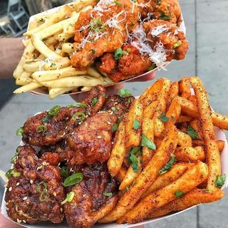 Pepper Chicken With Spiced chips
