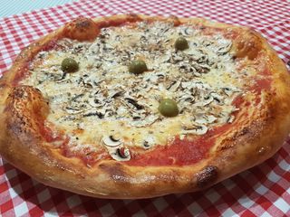 Pizza Funghi