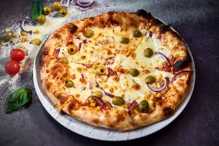 Pizza cu ton Ø 32cm