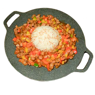 Обжаренное мясо на сковороде