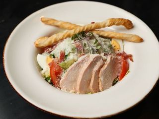 Салат Цезар з куркою та грісіні (280g)