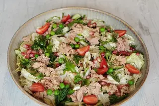 САЛАТ С ТУНЦОМ