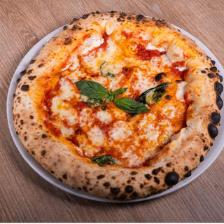 Pizza Margarita Roman style