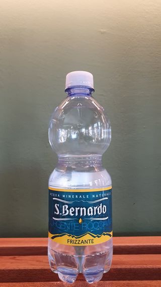 Acqua S.Bernardo Frizzante 50cl.