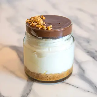 CHEESECAKE CREMA ALLE NOCCIOLE AL BARATTOLO