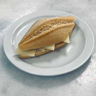 MONTADO DE QUESO MANCHEGO
