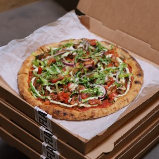 PIZZA ROASTED "LAMB" SHAWARMA