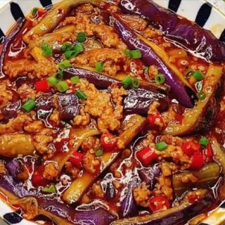 234.Melanzane con macinato di maiale 肉末茄子