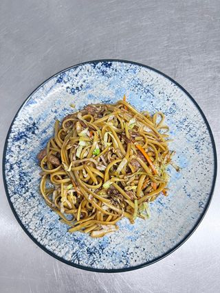 24 Tallarines Con Ternera