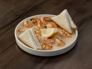 Соте з тигрових креветок