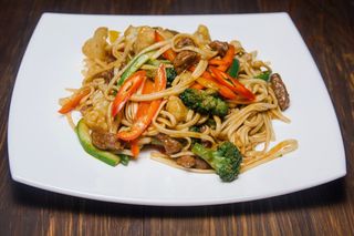 Удон с телятиной