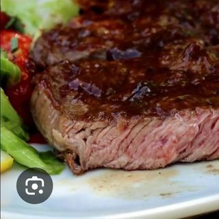 Steck de vita cu legume sote  si sos