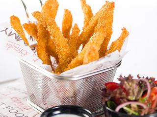 Пиле с пармезан (300г)