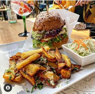 Halloumi burger menu