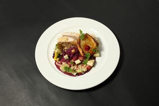 Piept de curcan cu tart tatin de pere