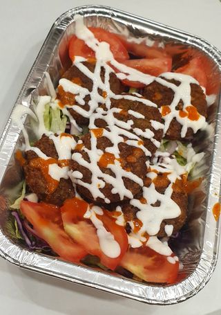 Menù  piatto flafel +patatine +bibita in lattina  +pane 