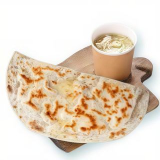 Янтик з свининою та бульйон