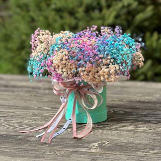 Compoziție în cutie din gypsofila colorata - #43