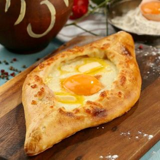 Hačapuri na adžarski način 350 gr