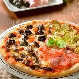 Pizza Cuatro Estaciones (50 Cm.)