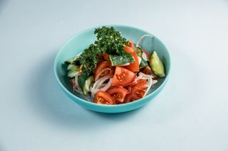 Свежий салат