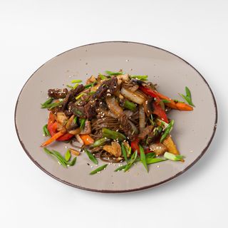 соба с говядиной