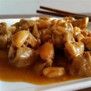 Pollo con Almendras