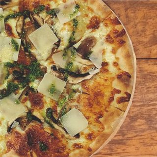 Pizza Pesto (33 Cm.)