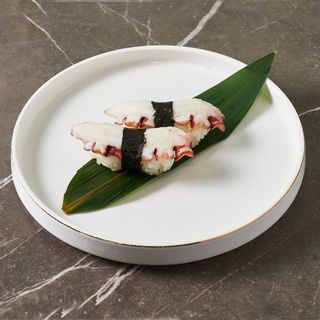 Nigiri polpo