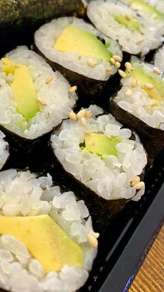 Roll Hossomaki De Avocado (6 Pzs.)