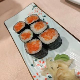 R403 Maki de Salmón