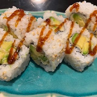 California tempura aguacate con salsa teriyaki