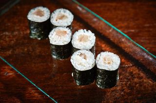 Hosomaki De Corvina (6 Pzs.)