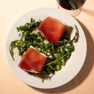 Bruschetta con mozzarella e prosciutto di Parma 24 mesi