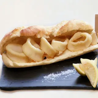 Bocadillo Calamar Romana ( Entero)