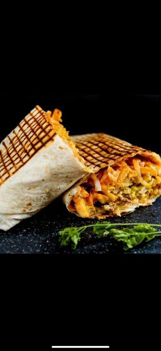 Taco De Mixto De Pollo Y Carne Picada De Ternera