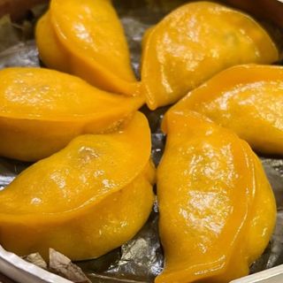 Ravioli al vapore ripieno di pollo - 6 pezzi（鸡肉蒸饺）