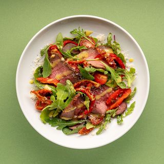 Салат з телятиною