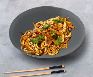 Лапша Удон с курицей в соусе "Терияки"