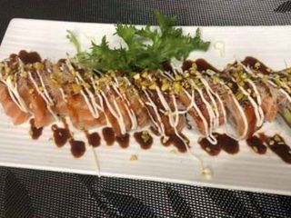233. Uramaki pistacchio 4 pezzi