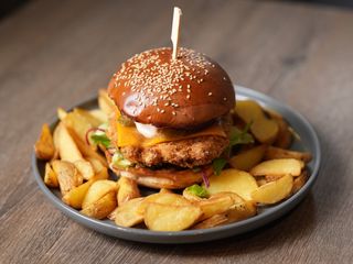 Burger pui crispy